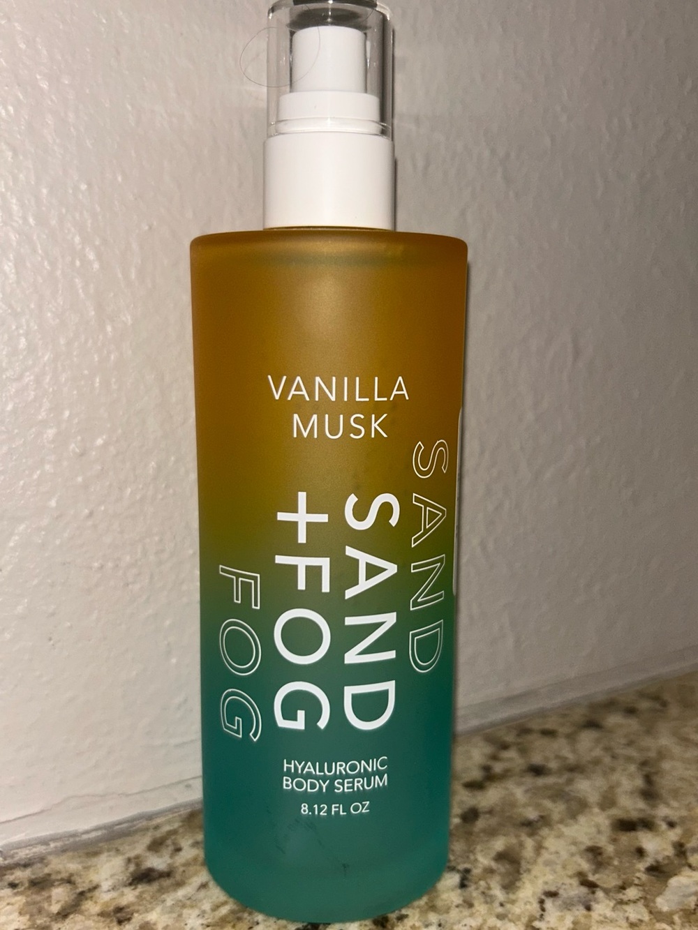 Sand + Fog Vanilla Musk Hyaluronic Body Serum -